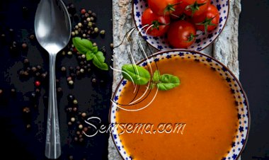 طريقة عمل شوربة لسان العصفور بالطماطم