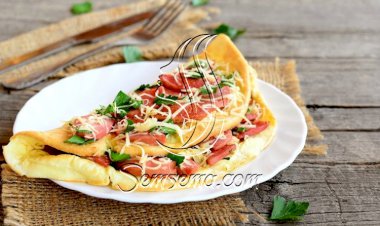 طريقة عمل أومليت بالسوسيس والبارميزان