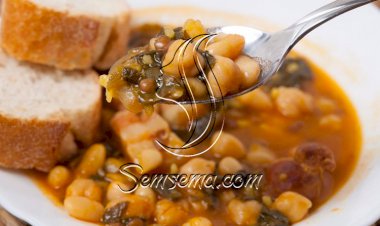 طريقة عمل شوربة الحمص والسبانخ