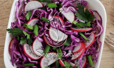 طريقة عمل سلطة كرنب بنفسجي بالفجل