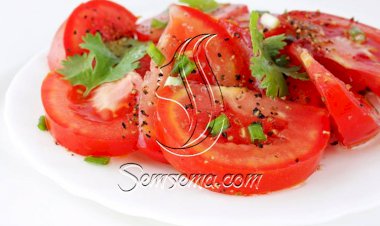 طريقة عمل سلطة الطماطم الحارة بالثوم