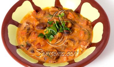 طريقة عمل الفول بالصلصة للسحور