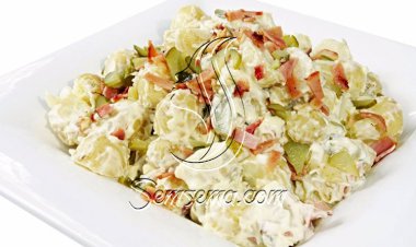 طريقة عمل سلطة البطاطس بالبيكون والمايونيز