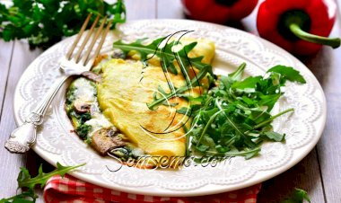 طريقة عمل الأومليت الكريمي بالسبانخ والمشروم