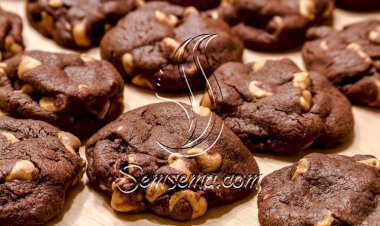 طريقة عمل كوكيز الشيكولاتة بزبدة الفول السوداني