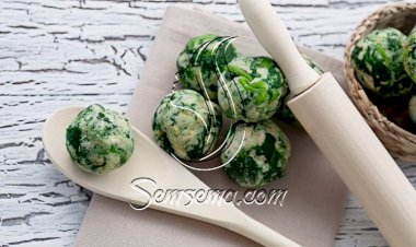 طريقة عمل كرات السبانخ بالجبن البارميزان