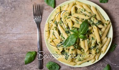 طريقة عمل المكرونة بالسبانخ والجبن الرومي
