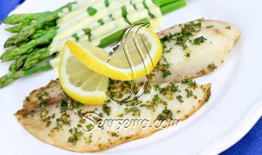 طريقة عمل السمك بالليمون والبقدونس