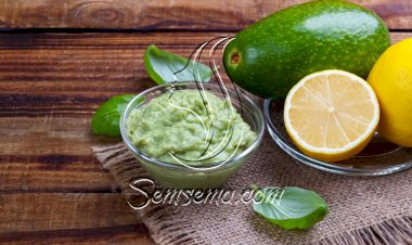 طريقة عمل بيوريه الأفوكادو بالهالبينو الحار