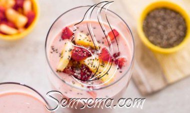 طريقة عمل سموثي الفراولة بزبدة اللوز