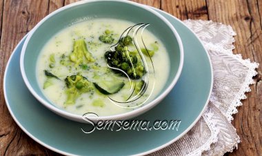 طريقة عمل شوربة الكريمة بالبروكلي