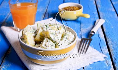 طريقة عمل سلطه البطاطس بالمستردة