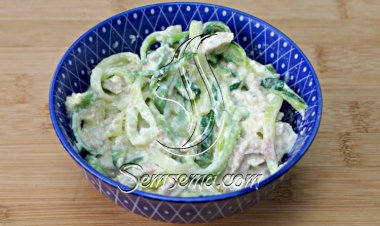 طريقة عمل التونة بالكوسة والجبن الكريمي