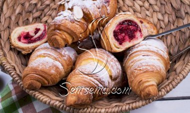 طريقة عمل كرواسون بالتوت الأحمر