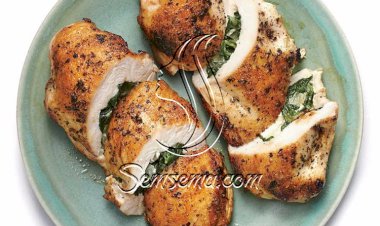 طريقة عمل دجاج بالسبانخ في الفرن