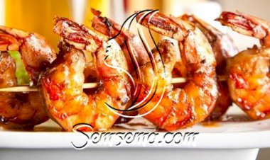 طريقة عمل الجمبري المشوي بالريحان والثوم