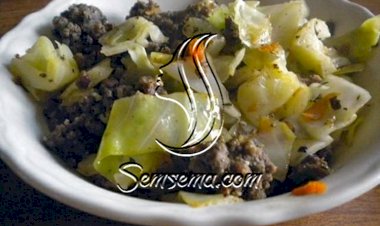 طريقة عمل الكرنب بالبصل واللحم المفروم