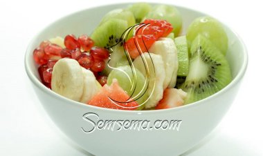 طريقة عمل سلطة الكيوي بالرمان