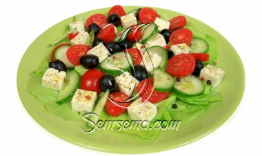 طريقة عمل سلطة الجبنة بالزيتون
