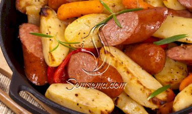 طريقة عمل سلطة السوسيس بالبطاطس والفلفل