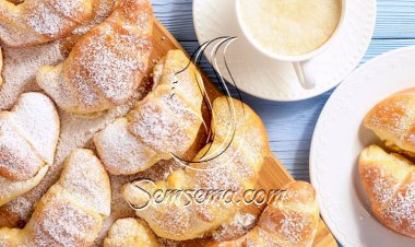 طريقة عمل كرواسون بالسكر