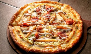 طريقة عمل بيتزا بالبطاطس المحمر