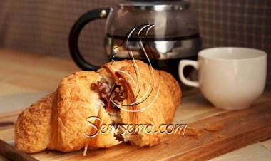 طريقة عمل كرواسون بالموز والشيكولاتة