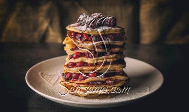 طريقة عمل تورتة بان كيك بالتوت