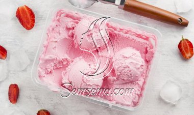 طريقة عمل آيس كريم فراولة لايت