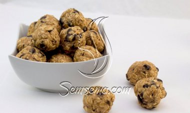 طريقة عمل كرات الشوفان بزبدة الفول السوداني