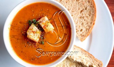 طريقة عمل شوربة طماطم بالجزر