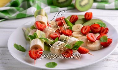 طريقة عمل شيش الفراولة والكيوي