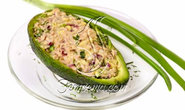 طريقة عمل الأفوكادو بالتونة