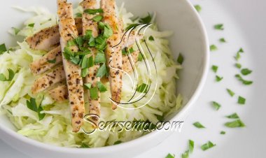 طريقة عمل سلطة كرنب بالدجاج