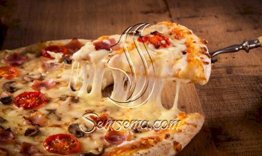 طريقة عمل بيتزا بالمشروم والجبن