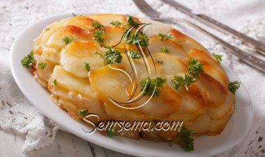 طريقة عمل صينية بطاطس بالثوم