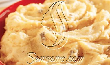 طريقة عمل البطاطس بشوربة المشروم الكريمي