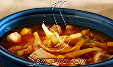 طريقة عمل شوربة بقطع الدجاج والتورتيللا