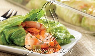 طريقة عمل رولات الخس بالجمبري الحارة