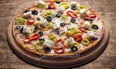 طريقة عمل بيتزا بالفيتا والزيتون