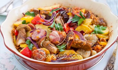 طريقة عمل طاجن السجق بالخضروات