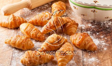طريقة عمل كرواسون بعجينة العشر دقائق