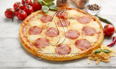 طريقة عمل بيتزا بالسلامي
