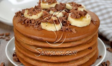 طريقة عمل تورتة بان كيك بالشيكولاتة والموز