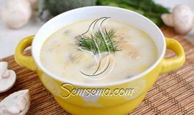 طريقة عمل شوربة المشروم بالجبنة الشيدر