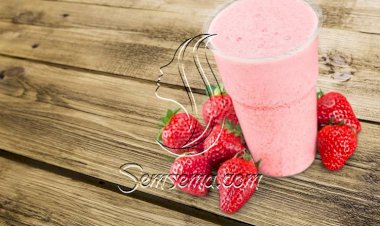 طريقة عمل سموثي الفراولة والبرتقال