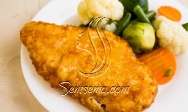 طريقة عمل صدور الدجاج بالبسكويت المقلية