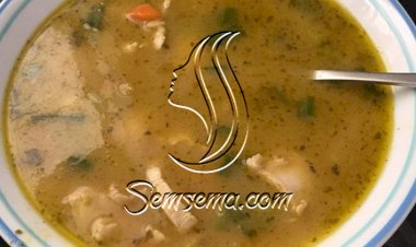 طريقة عمل شوربة بقطع الدجاج والكاري