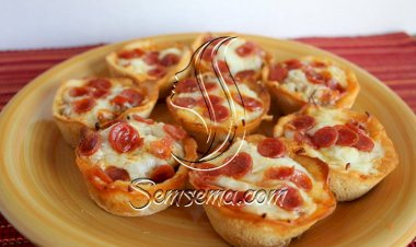 طريقة عمل كب كيك البيتزا