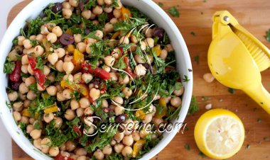 طريقة عمل سلطة الحمص بالزيتون